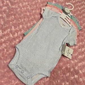 NWT set of five bodysuits